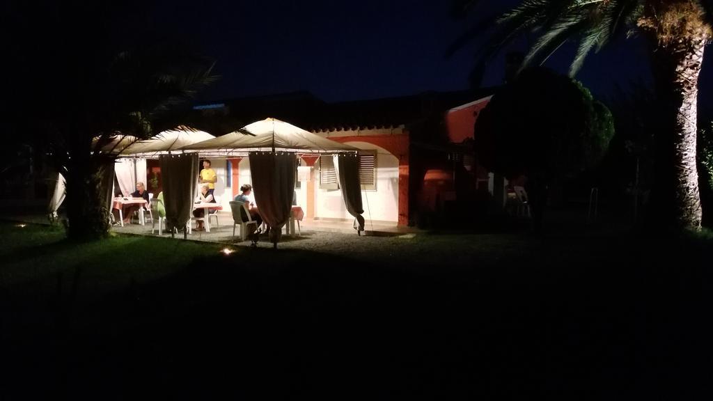 Agriturismo Santa Barbara سارّوتش المظهر الخارجي الصورة